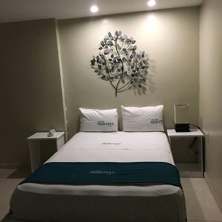 Hotel Frontera Baja メヒカリ エクステリア 写真